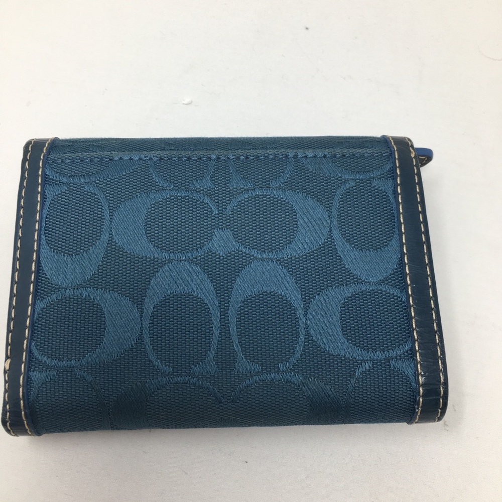 Teal Coach signature fabric wallet/leather inside - Picture 2 of 6